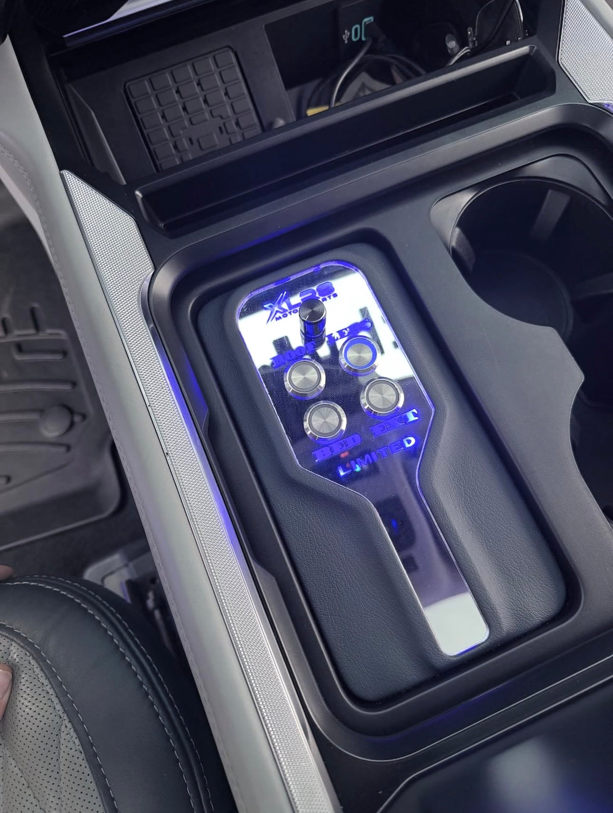2023+ Ford F250 - F450 Switch Panel